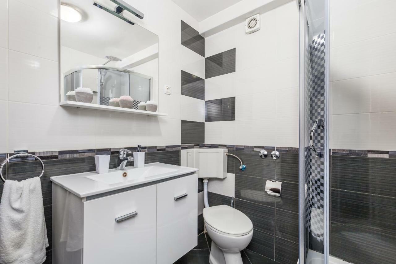 Apartman Javor Daire Otočac Dış mekan fotoğraf