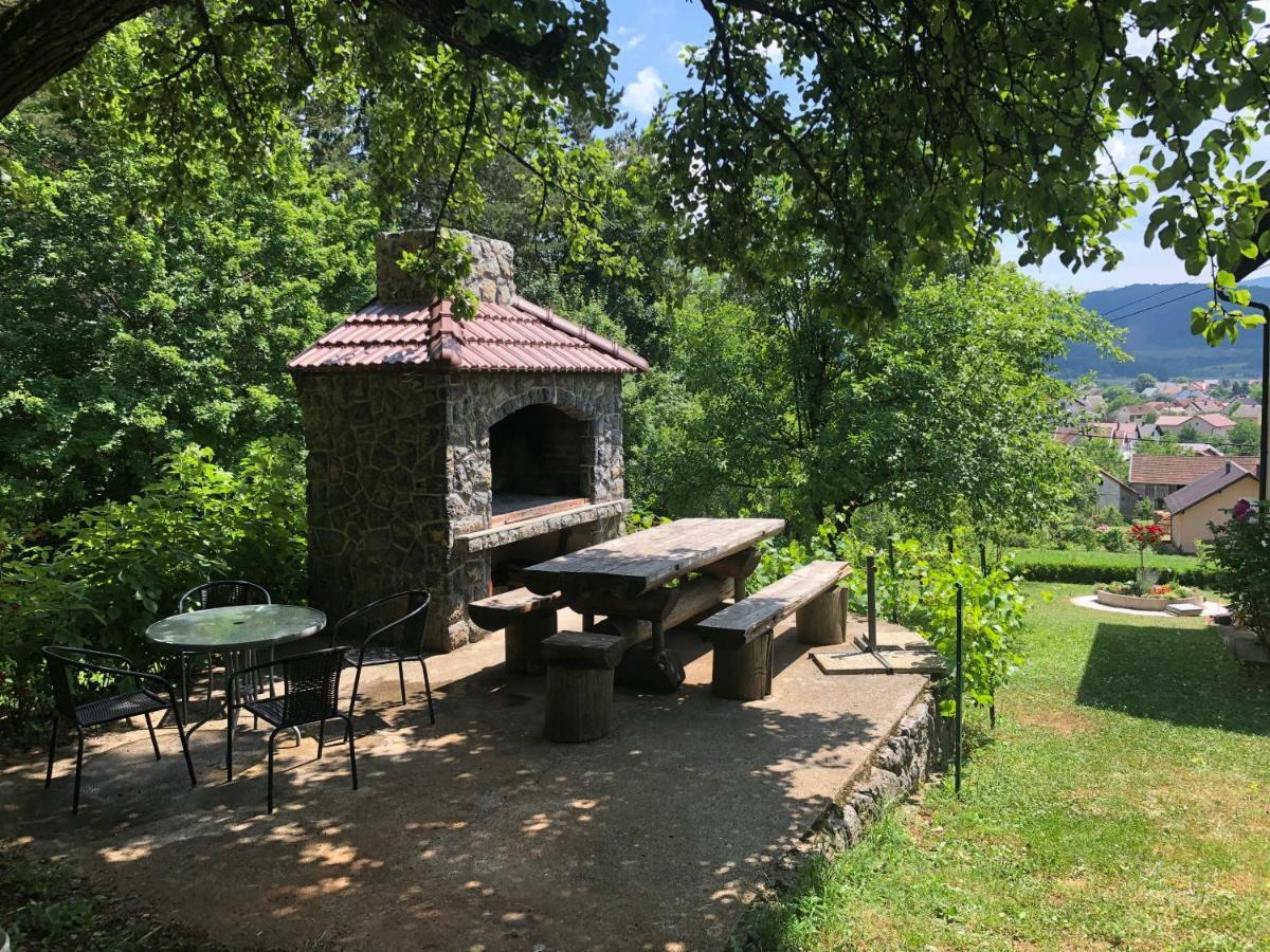 Apartman Javor Daire Otočac Dış mekan fotoğraf
