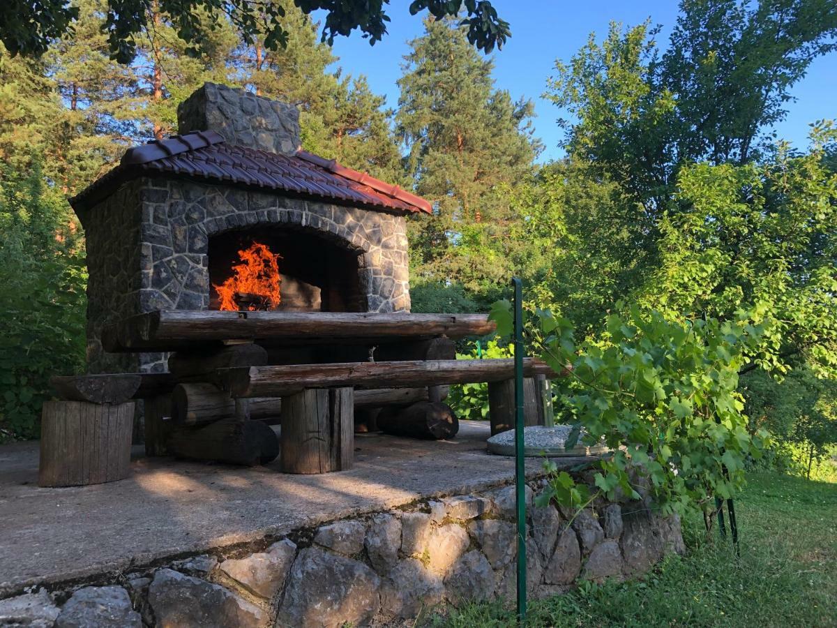 Apartman Javor Daire Otočac Dış mekan fotoğraf